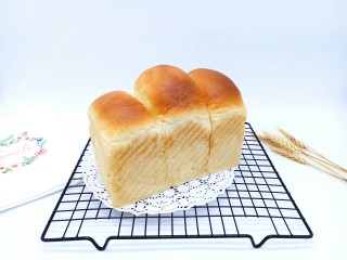 14、原味吐司,赞一个。(^_^)