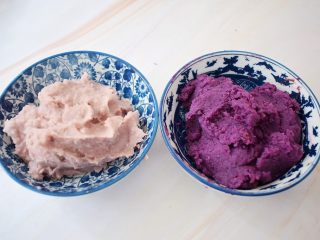 12、紫薯芋泥酸奶盒子,盛出备用