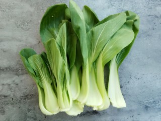 19、清汤牛肉面,青菜洗干净