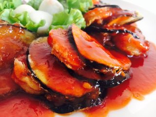 18、鲜虾茄盒,近看,是不是很有食欲啊?