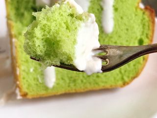 18、菠菜戚风蛋糕,很细腻很好吃哦！