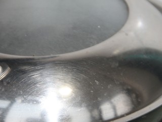 8、幸福早餐~奶油火腿通心粉,盖上盖子中火煮大约煮8分钟