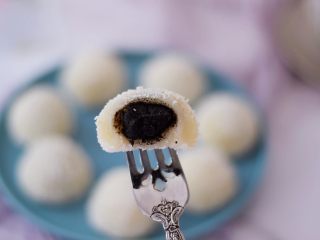 13、椰蓉芝麻糯米糍,图二