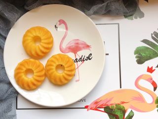 11、柠檬味小蛋糕,喜欢吗？动手试一下哦????