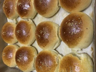 11、绵白糖餐包,烤15分钟