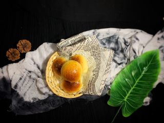 12、绵白糖餐包,出炉