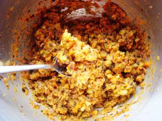 7、全麦烤馅饼,一分钟后即可搅拌好，是不是很轻松！