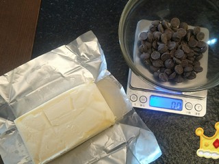 3、来自冬天的温暖—重芝士布朗尼蛋糕,50克黑巧克力＋50克无盐黄油