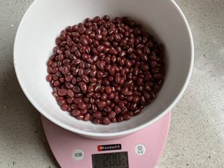 1、奶香红豆小元宵,这是4-5人份的量，人少减半