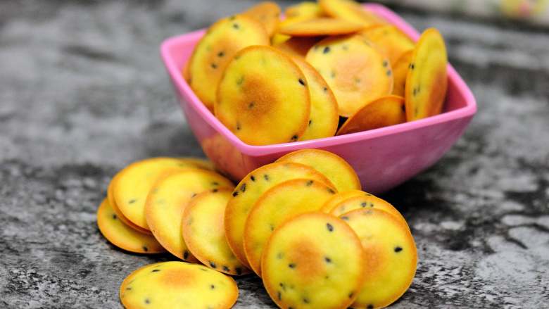 黑芝麻鸡蛋瓦片饼干根本停不下来的宝宝零食