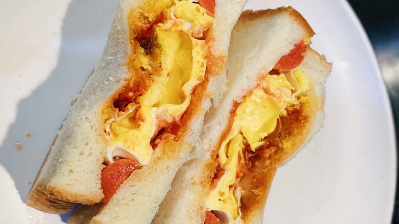 微波炉鸡蛋火腿三明治