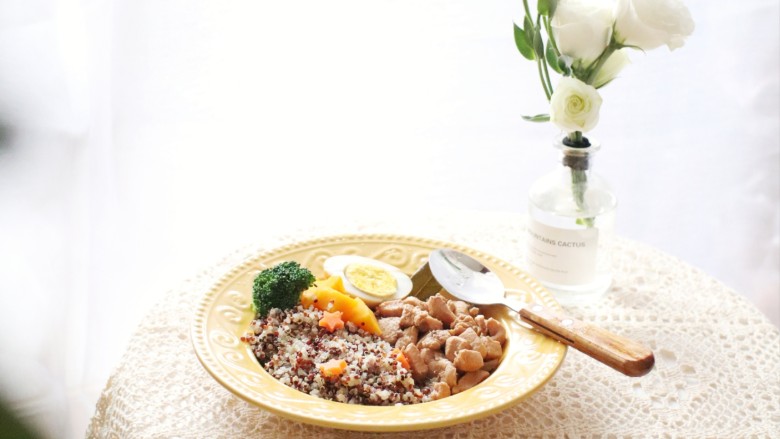 这份不会胖的卤肉饭藜麦南瓜鸡胸卤肉饭合你意吗