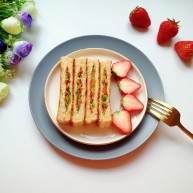 全麦蔬菜三明治