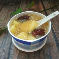 苹果银耳红枣汤