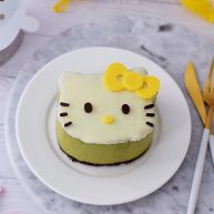 4寸KT猫抹茶慕斯蛋糕
