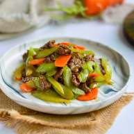 西芹炒牛肉