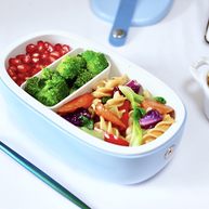 火腿肠时蔬炒意面便当