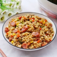 香到流口水的香菇腊肠焖饭