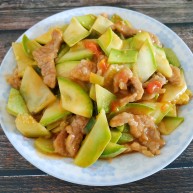 西红柿西葫芦炒肉片