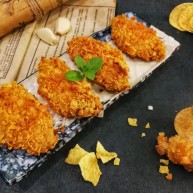 薯片鸡翅把孩子爱吃的放在一起