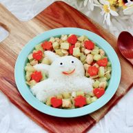 鸡丁莴苣小炒小兔子饭团