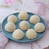 椰蓉芝麻糯米糍