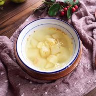 桂花马蹄雪梨糖水