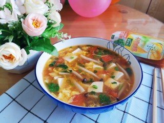 17、西红柿豆腐汤,成品图！