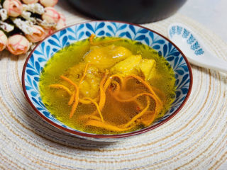 12、虫草花鸡汤,汤汁鲜美，滋补有营养！