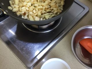 5、苹果派,开大火煮