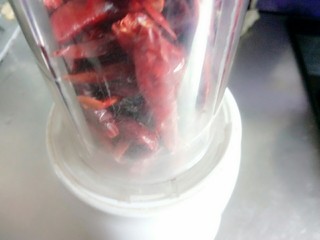 8、油泼扯面,放料理机里打末