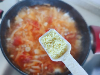 15、金针菇豆腐汤,加一小勺鸡精