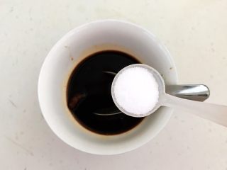 4、开胃小菜  老醋花生,精盐2克