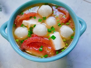 14、鱼丸豆腐汤,装入容器