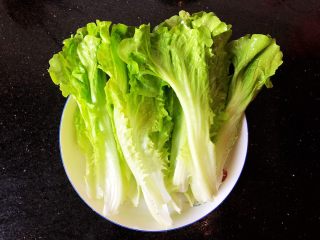 8、番茄金针菇豆腐汤,8.生菜洗净备用