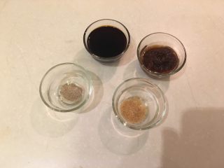 5、鱿鱼羹面/肉羹面,A料是做汤头的