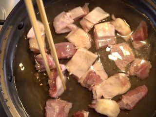 5、快速简单，西红柿炖牛腩,牛腩焯水去腥