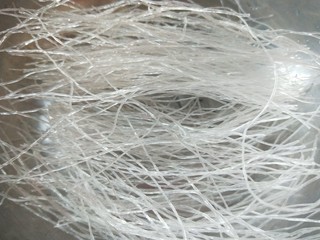 17、冬瓜肉丸汤,粉丝提前泡软。