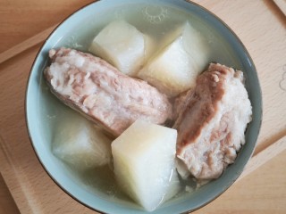 1、土瓜炖排骨,成品图