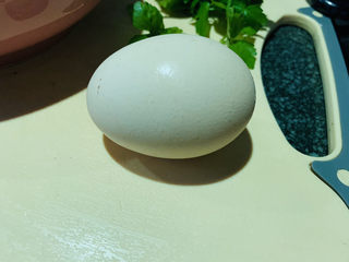 3、鸡蛋豆腐羹,鸡蛋一个；