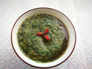 18、菠菜鸡蛋羹,放入枸杞