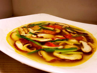 19、西红柿香菇汤,成品图