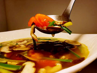 20、西红柿香菇汤,来吧！欢迎视吃