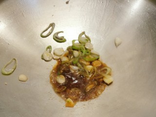 12、猪肝菠菜汤,翻炒