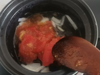 8、番茄金针菇蛋花汤,加番茄