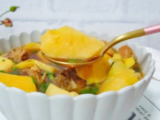 11、冬笋排骨汤,又嫩又鲜!