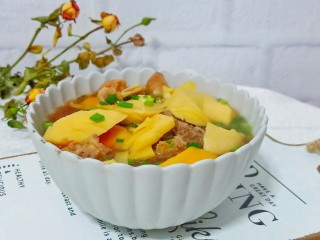 15、冬笋排骨汤,排骨鲜美的很。