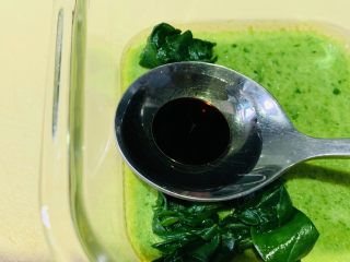 18、菠菜鸡蛋羹,加少许酱油