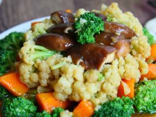 4、美味素菜――蚝油双花,营养、美味