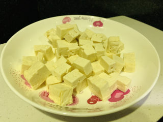 4、辣白菜豆腐汤,切粒装